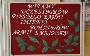Pieszy Rajd Szkół Podstawowych im. Bohaterów Armii Krajowej  (3)
