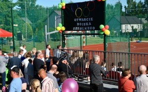Uroczyste otwarcie boiska szkolnego w Starej Słupi (5)