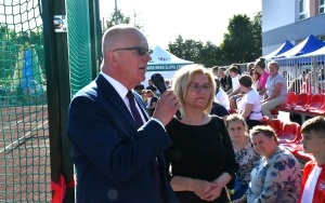 Uroczyste otwarcie boiska szkolnego w Starej Słupi (10)