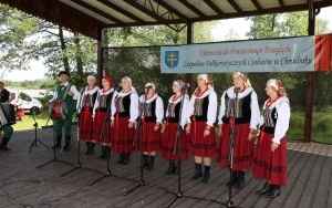 Powiatowy Przegląd Zespołów Folklorystycznych i Solistów - Eliminacje w Ciekotach (4)
