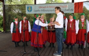 Powiatowy Przegląd Zespołów Folklorystycznych i Solistów - Eliminacje w Ciekotach (12)