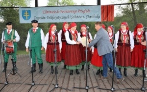 Powiatowy Przegląd Zespołów Folklorystycznych i Solistów - Eliminacje w Ciekotach (6)