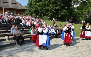 Powiatowy Przegląd Zespołów Folklorystycznych i Solistów - Eliminacje w Ciekotach (7)