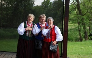Powiatowy Przegląd Zespołów Folklorystycznych i Solistów - Eliminacje w Ciekotach (12)