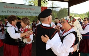Powiatowy Przegląd Zespołów Folklorystycznych i Solistów - Eliminacje w Ciekotach (7)