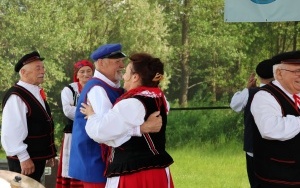 Powiatowy Przegląd Zespołów Folklorystycznych i Solistów - Eliminacje w Ciekotach (9)