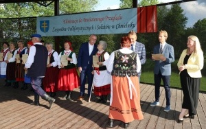 Powiatowy Przegląd Zespołów Folklorystycznych i Solistów - Eliminacje w Ciekotach (8)