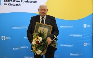 Uroczysta Sesja Rady Powiatu w Kielcach  (14)