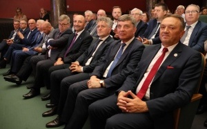 Gala z okazji Jubileuszu 25-lecia Powiatu Kieleckiego  (2)