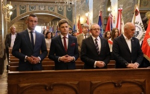 Gala z okazji Jubileuszu 25-lecia Powiatu Kieleckiego  (18)