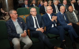Gala z okazji Jubileuszu 25-lecia Powiatu Kieleckiego  (16)