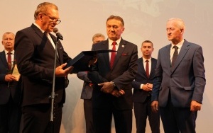 Gala z okazji Jubileuszu 25-lecia Powiatu Kieleckiego  (10)