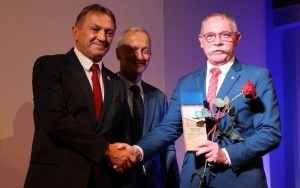 Gala z okazji Jubileuszu 25-lecia Powiatu Kieleckiego  (3)