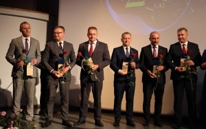Gala z okazji Jubileuszu 25-lecia Powiatu Kieleckiego  (10)