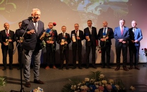 Gala z okazji Jubileuszu 25-lecia Powiatu Kieleckiego  (11)