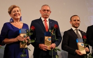Gala z okazji Jubileuszu 25-lecia Powiatu Kieleckiego  (14)