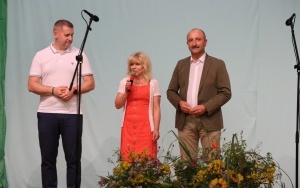 Eliminacje do Powiatowego Przeglądu Zespołów Folklorystycznych i Solistów w Chmielniku (7)