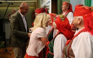 Eliminacje do Powiatowego Przeglądu Zespołów Folklorystycznych i Solistów w Chmielniku (12)