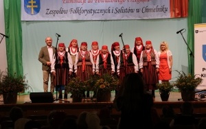 Eliminacje do Powiatowego Przeglądu Zespołów Folklorystycznych i Solistów w Chmielniku (13)