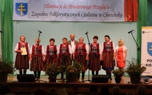 Eliminacje do Powiatowego Przeglądu Zespołów Folklorystycznych i Solistów w Chmielniku (15)