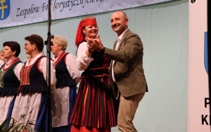 Eliminacje do Powiatowego Przeglądu Zespołów Folklorystycznych i Solistów w Chmielniku (3)