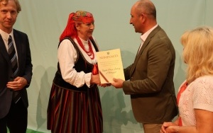 Eliminacje do Powiatowego Przeglądu Zespołów Folklorystycznych i Solistów w Chmielniku (9)