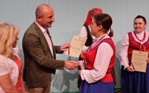 Eliminacje do Powiatowego Przeglądu Zespołów Folklorystycznych i Solistów w Chmielniku (11)