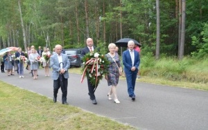 Upamiętniono ofiary pacyfikacji Rakówki i Jamna (11)