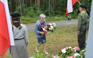 Upamiętniono ofiary pacyfikacji Rakówki i Jamna (2)