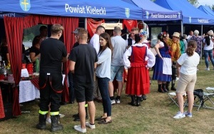 Tak się bawili goście powiatu nad zalewem w Kaniowie  (7)