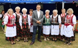 Tak się bawili goście powiatu nad zalewem w Kaniowie  (4)