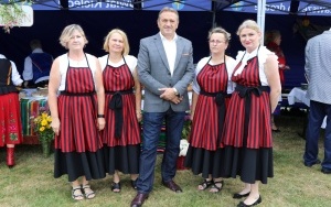 Tak się bawili goście powiatu nad zalewem w Kaniowie  (6)