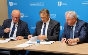 Podpisanie umów (5)