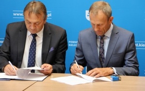 Podpisanie umów (8)