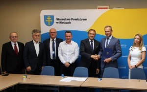 Podpisanie umów (11)