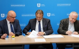 Podpisanie umów (6)