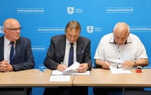 Podpisanie umów (13)