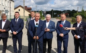 Otwarcie drogi w Starochęcinach (12)