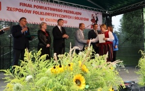 Aby śpiewać, trzeba to kochać (1)