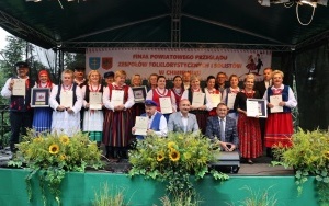 Aby śpiewać, trzeba to kochać (3)