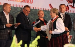 Aby śpiewać, trzeba to kochać (15)