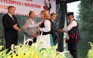 Aby śpiewać, trzeba to kochać (5)