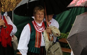 Fotorelacja z XXIII Powiatowego Przeglądu Zespołów Folklorystycznych i Solistów (1)