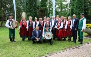 Fotorelacja z XXIII Powiatowego Przeglądu Zespołów Folklorystycznych i Solistów (2)