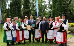 Fotorelacja z XXIII Powiatowego Przeglądu Zespołów Folklorystycznych i Solistów (17)