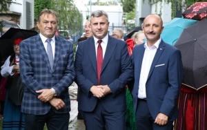 Fotorelacja z XXIII Powiatowego Przeglądu Zespołów Folklorystycznych i Solistów (9)