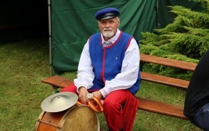 Fotorelacja z XXIII Powiatowego Przeglądu Zespołów Folklorystycznych i Solistów (6)