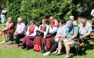 Fotorelacja z XXIII Powiatowego Przeglądu Zespołów Folklorystycznych i Solistów (9)
