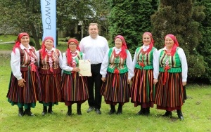 Fotorelacja z XXIII Powiatowego Przeglądu Zespołów Folklorystycznych i Solistów (11)