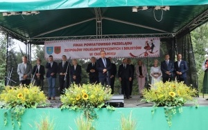 Udana zabawa w Chmielniku (2)